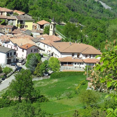 Ristorante Primula Bianca Hotel Varzi Eksteriør billede