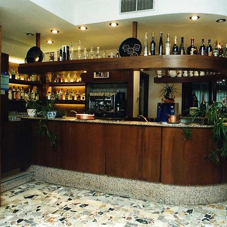 Ristorante Primula Bianca Hotel Varzi Eksteriør billede