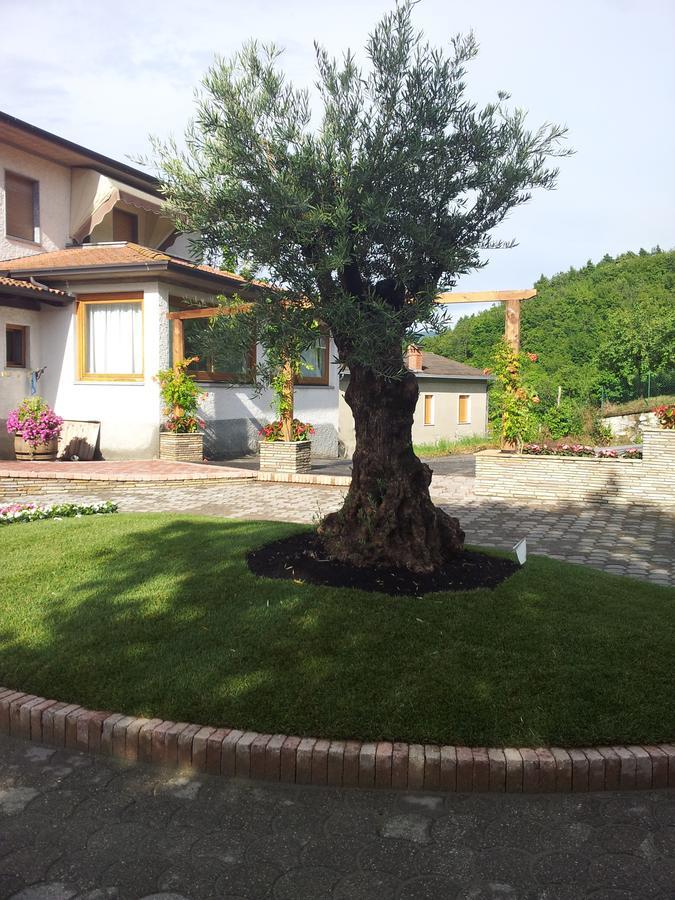 Ristorante Primula Bianca Hotel Varzi Eksteriør billede