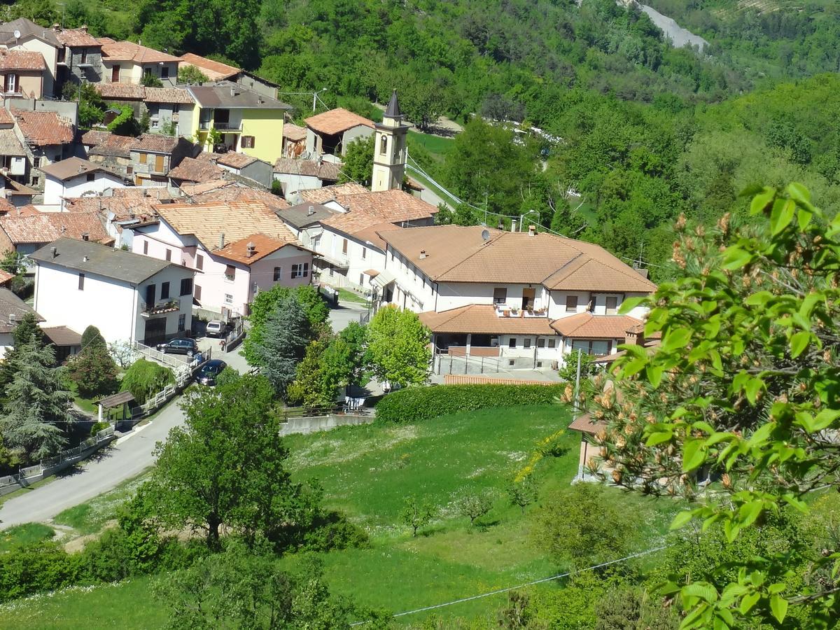 Ristorante Primula Bianca Hotel Varzi Eksteriør billede